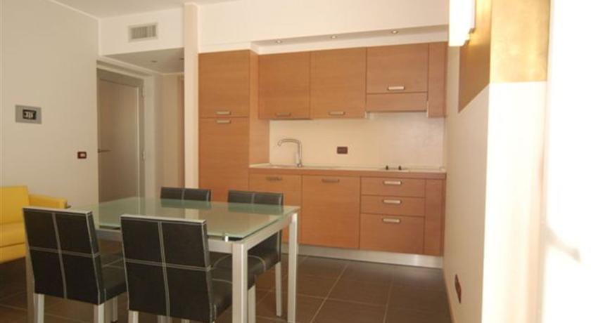 Residence & Suites Solaf Bonate di Sopra Esterno foto